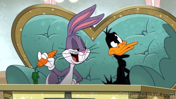 Daffy Duck With Bunny Picture