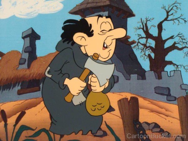 Gargamel Holding Axe