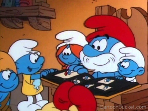 Papa Smurf Sitting With His Family