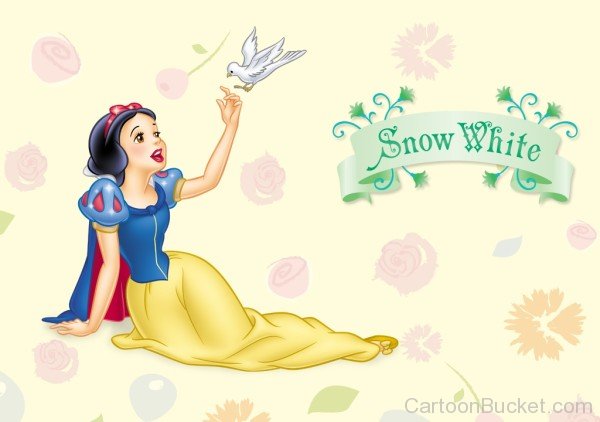 Princess Snow White Looking At Piegon