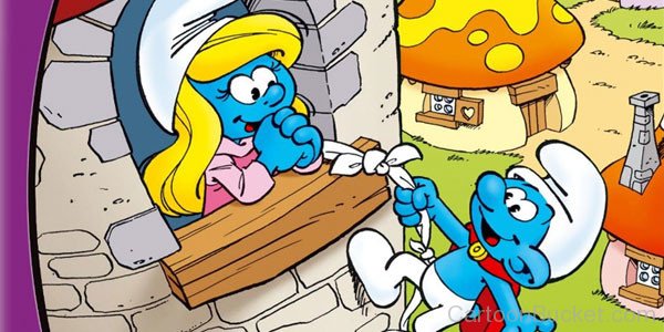 Smurfette Looking Happily At Hefty