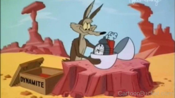 Wile.E Coyote With Dynamite