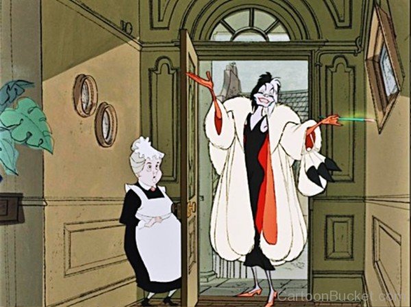 Nanny Open Door For Cruella-hg323
