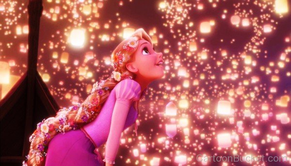Rapunzel Looking At Lights-wwe369