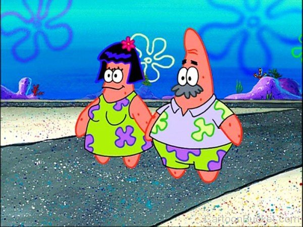 Patrick Star With His Wife-eq250