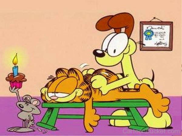Garfield Taking Rest Image