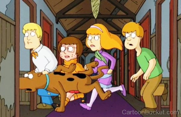 scooby And His Family Searching Something